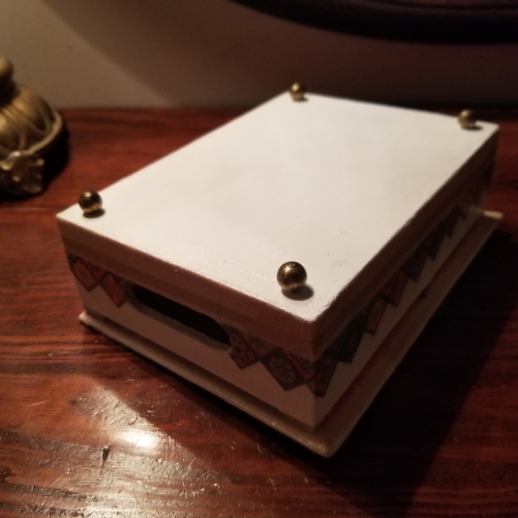 Keepsake/Jewelry Box - Picture 9 of 11